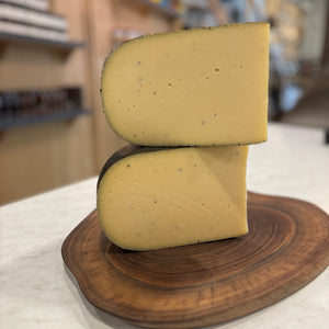 Mountain Oak - Black Truffle Gouda